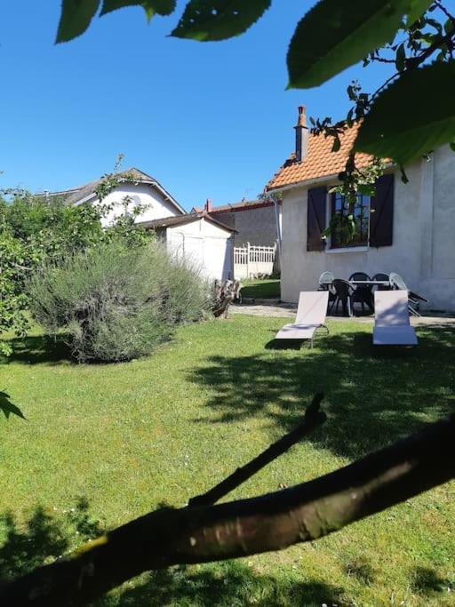 Maison Avec Jardin A Les Bains Holiday home *